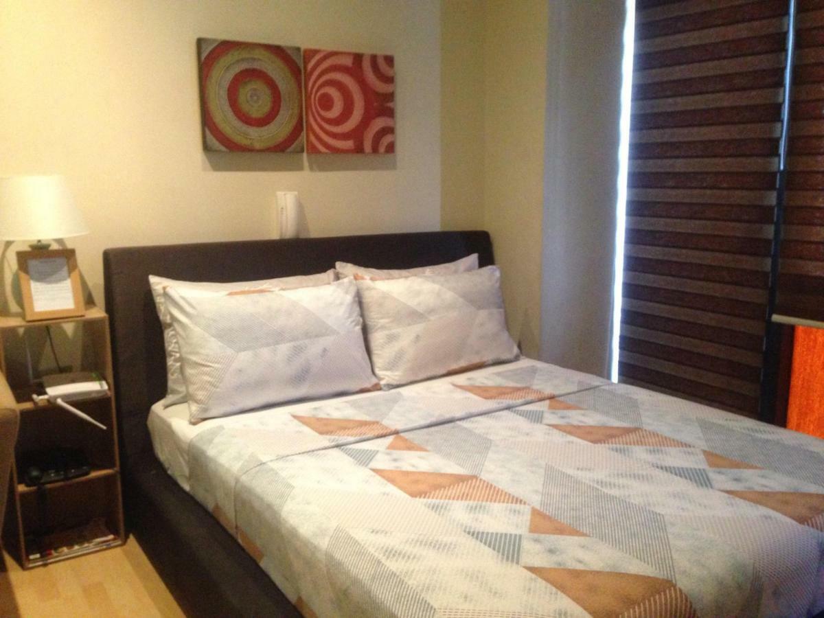 Seven Doors Aparthotels In Gramercy Makati Makati City Buitenkant foto